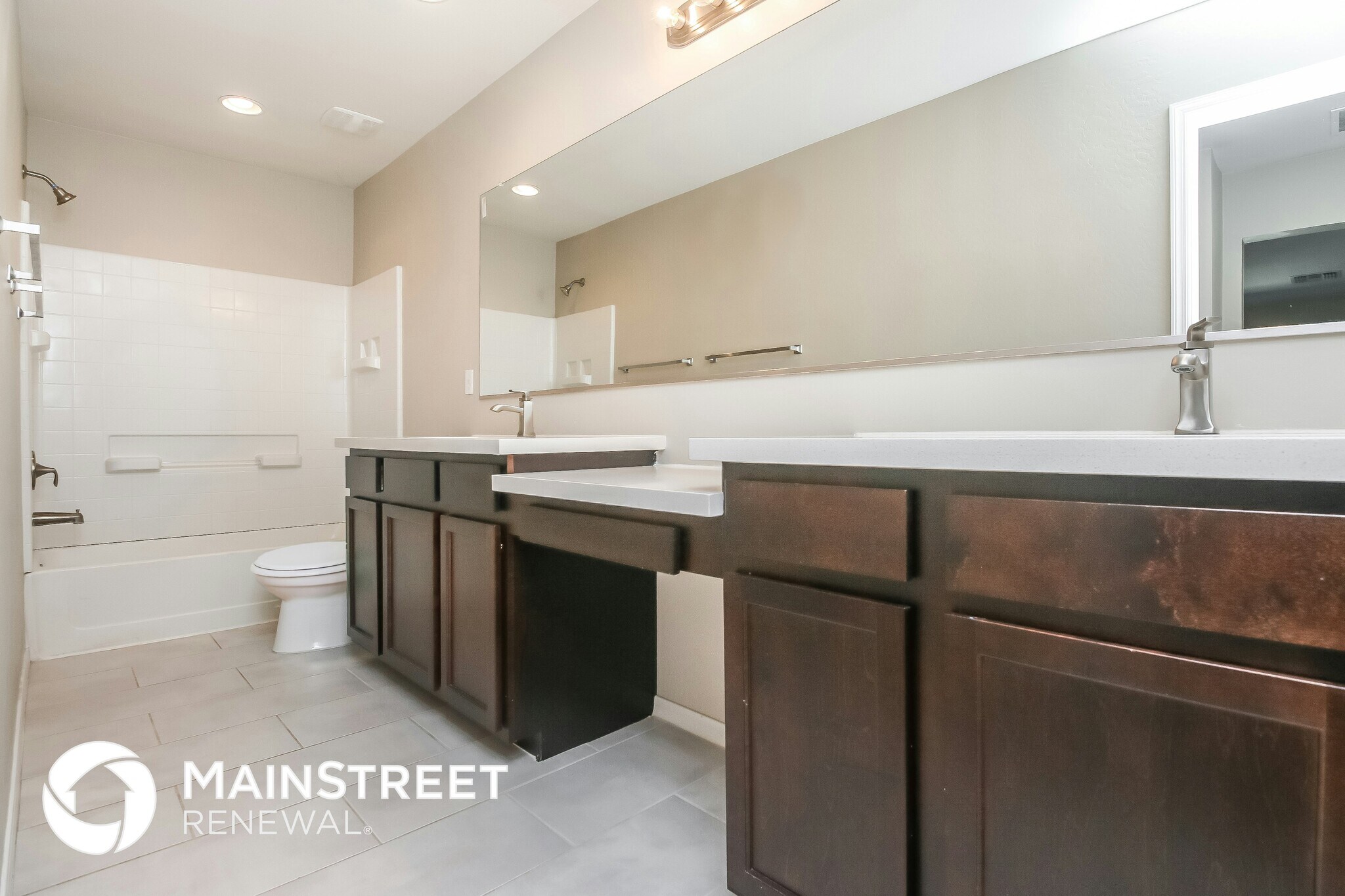 Building Photo - 2000 N 36th St