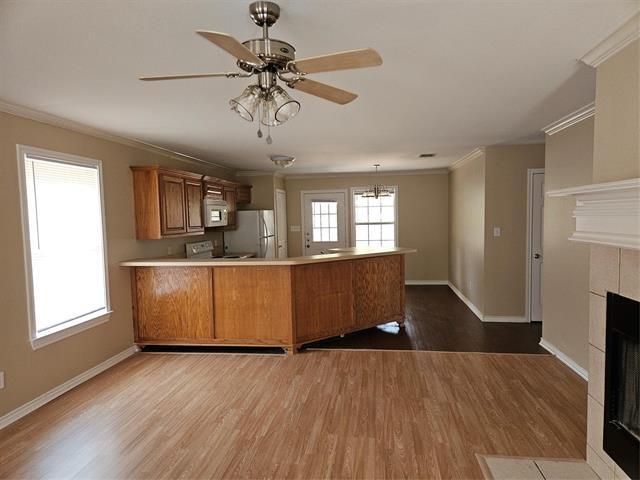 Building Photo - 1605 Stuart Rd