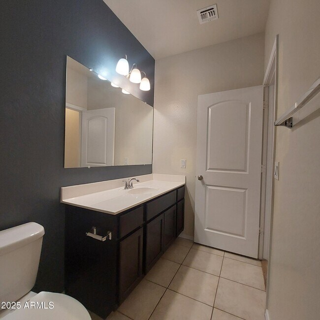 Building Photo - 25322 W Carson Dr