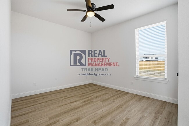 Building Photo - Luxury-Inspired 4-Bedroom Home with Distinctive Interior Design