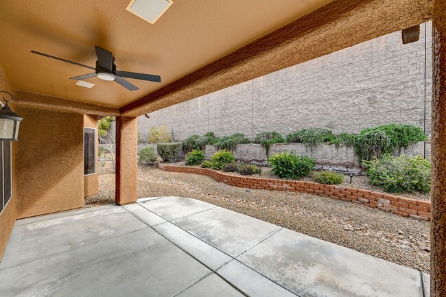 Building Photo - 2/2 BEAUTIFUL Single Story in Sun City Ant...