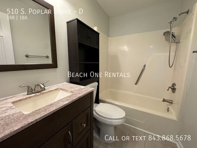 Building Photo - 510 S Poplar Dr