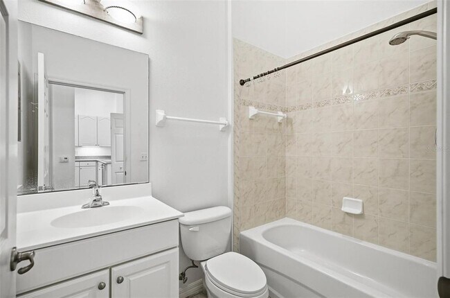 Building Photo - 100 Canopy Walk Ln