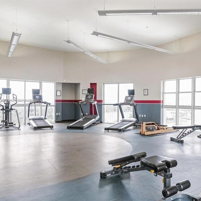 Building Photo - 7275 SW 90th St