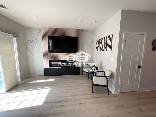 Building Photo - 2195 Autumn Cyprus Ave