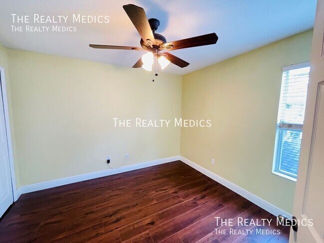 Building Photo - 2901 Wild Tamarind Blvd