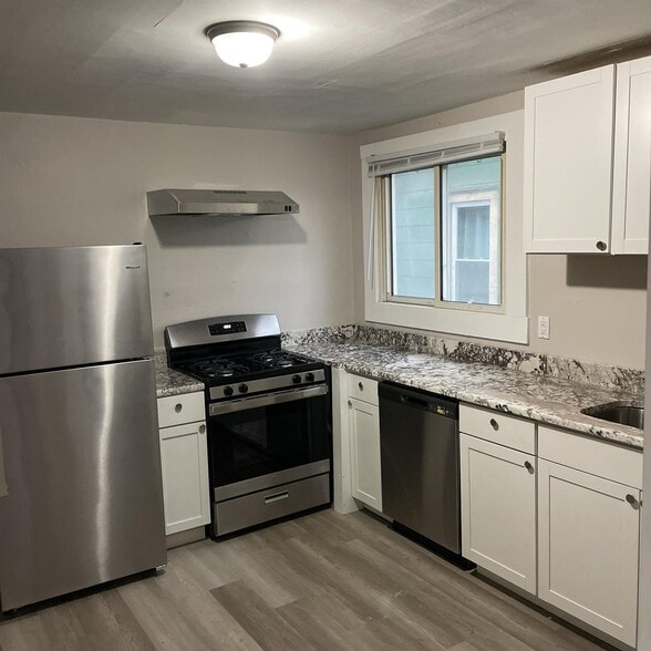 Building Photo - 102 Woodruff Ave