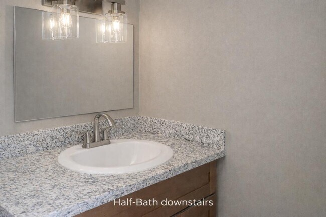 Building Photo - 1312 Jasper Ave