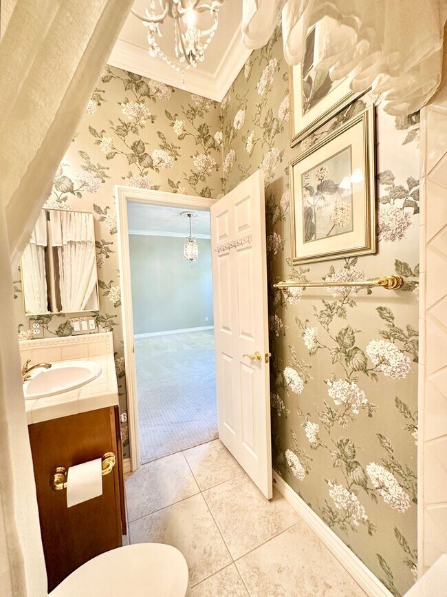 Building Photo - Beautiful Single-Level Custom Home with Serene Backyard Space in the Lovely Peppertree Park Commu...