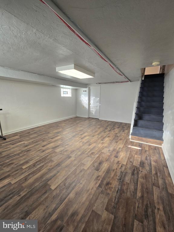 Building Photo - 6504 BRADFORD Ter