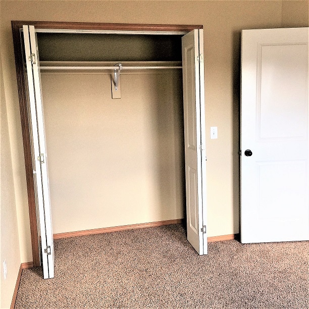 Building Photo - 254 S Slopeside Dr