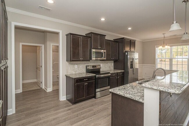 Building Photo - 5737 Pooh Ave