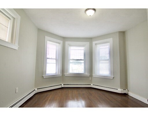 Building Photo - 107 Homestead St