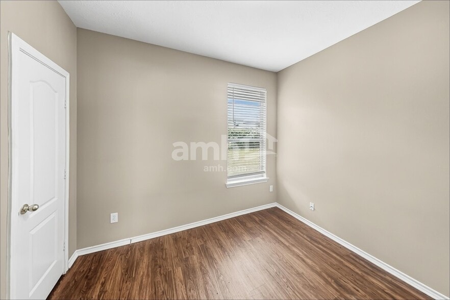 Building Photo - 26004 Castle Meadow Ln