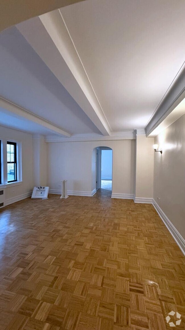 Building Photo - 1 bedroom in New York NY 10014