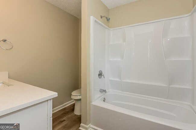 Building Photo - 8050 Sumit Wood Dr NW
