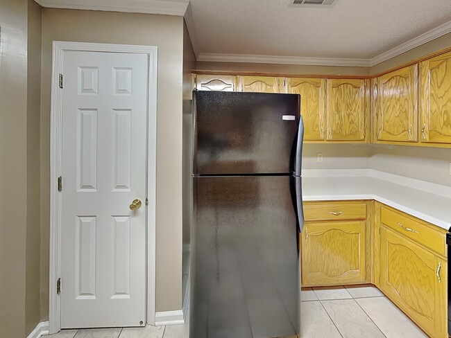 Building Photo - 2966 Woodland Ash Cove