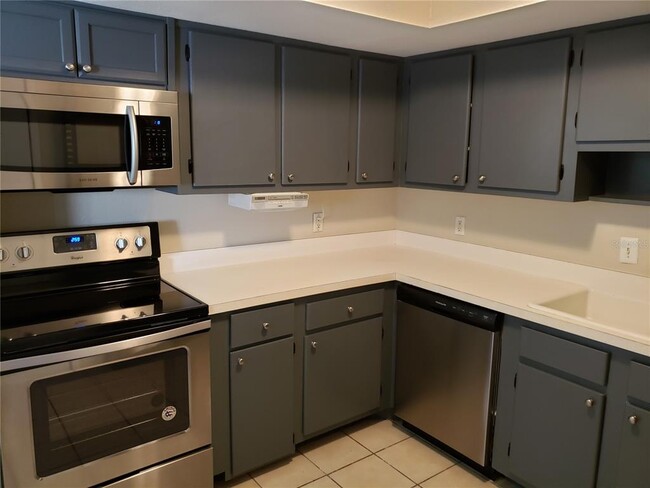 Building Photo - 134 Lago Vista Blvd