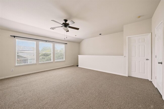 Building Photo - 21550 Elm Hurst Ln