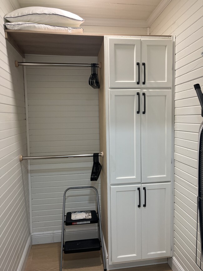 Building Photo - 904 Kentucky St