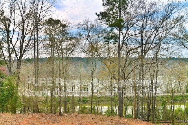 Building Photo - 215 Northwood St