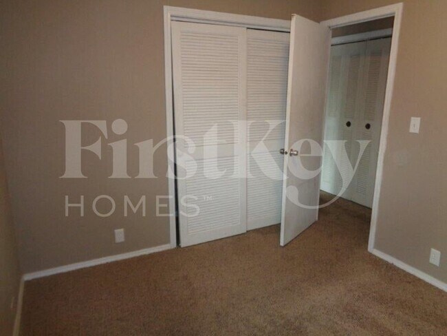 Building Photo - 1 Birch St