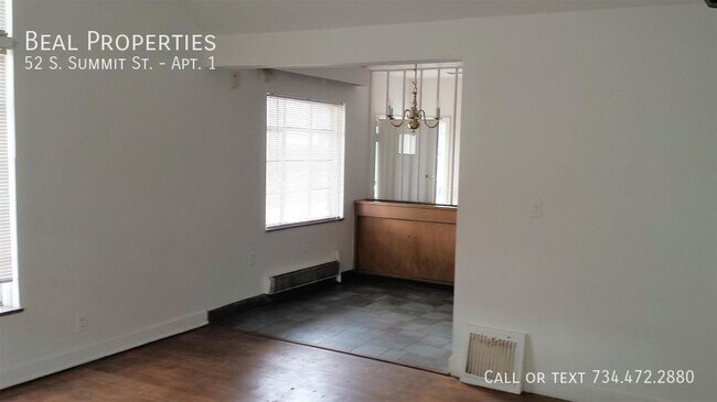 Building Photo - 52 S Summit St
