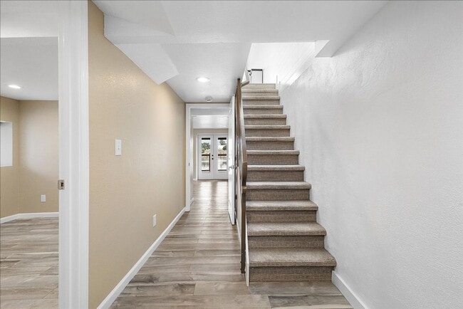 Building Photo - 3313 Fernside Blvd