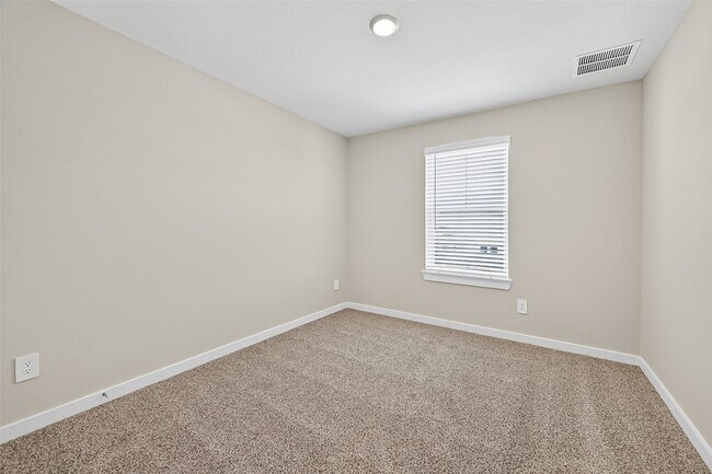 Building Photo - 3050 Marble Wy