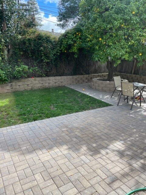 Building Photo - 1312 Kipling Ct