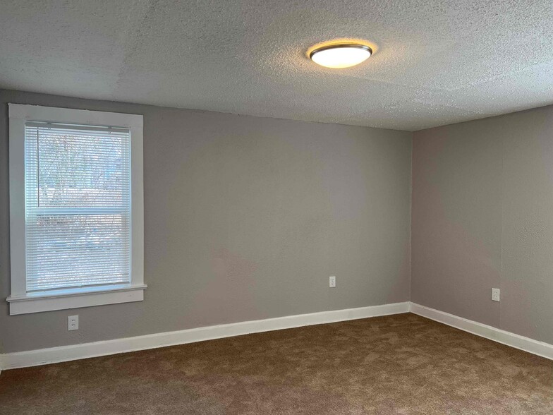 Building Photo - 3739 Bellefontaine Ave