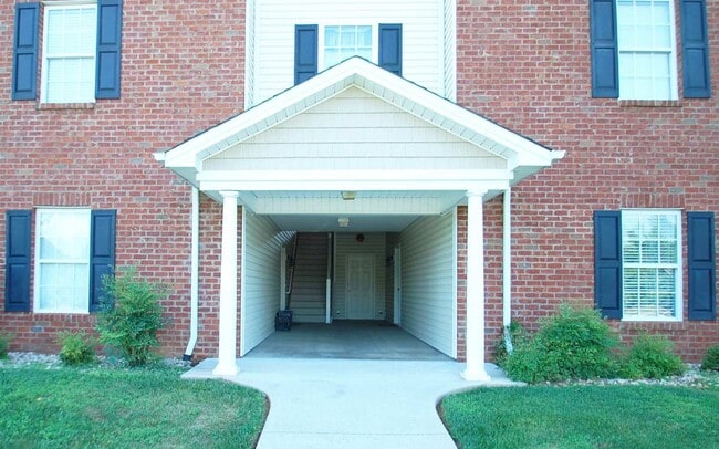 Building Photo - 102 Capstone Dr