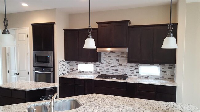 Building Photo - 108 Farola Cove