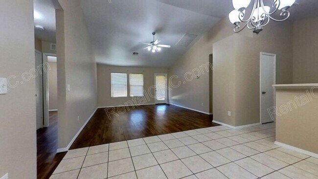 Building Photo - 2805 Fennel Rd