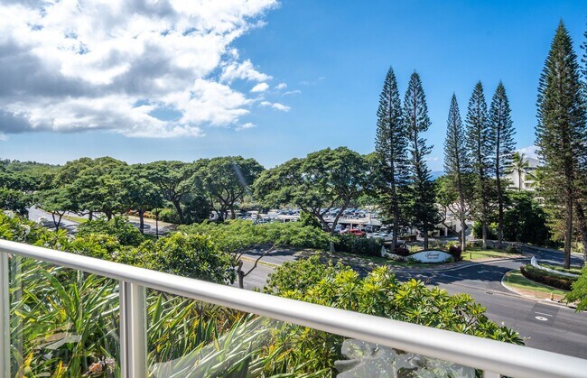 Building Photo - Beautiful Fully Furnished, 3 Bed/3 Bath Makali'i at Wailea Townhome with Infinity Pool