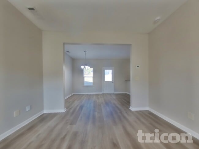 Building Photo - 30 Wyndham Ct