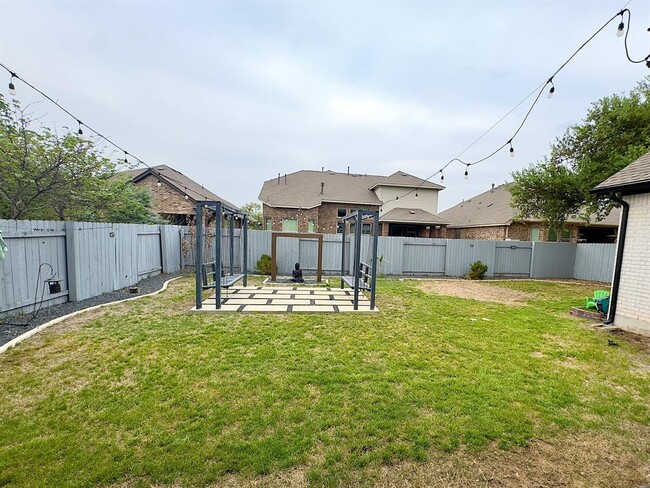 Building Photo - 3020 Desert Shade Bnd