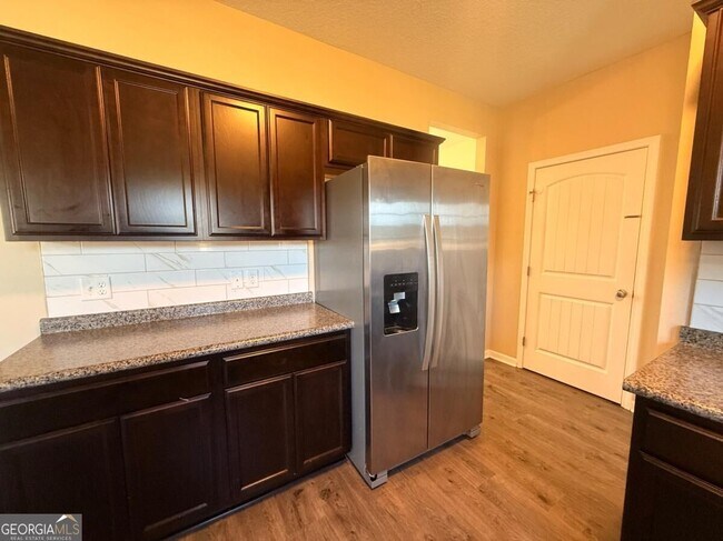 Building Photo - 1597 Longleaf Ct