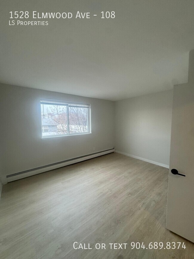 Building Photo - 1528 Elmwood Ave