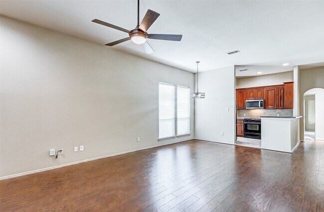 Building Photo - 12838 Pecan Shores Dr