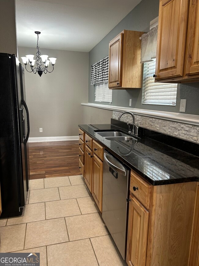 Building Photo - 173 Boardtown Rd