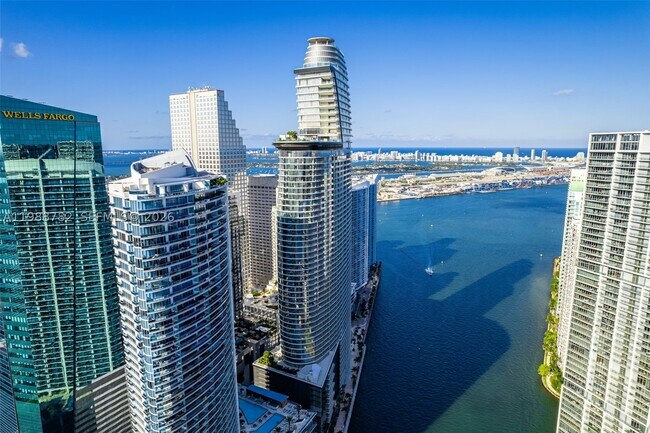 Building Photo - 300 Biscayne Blvd