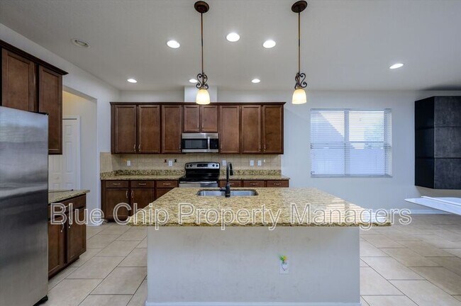 Building Photo - 20204 Autumn Fern Ave