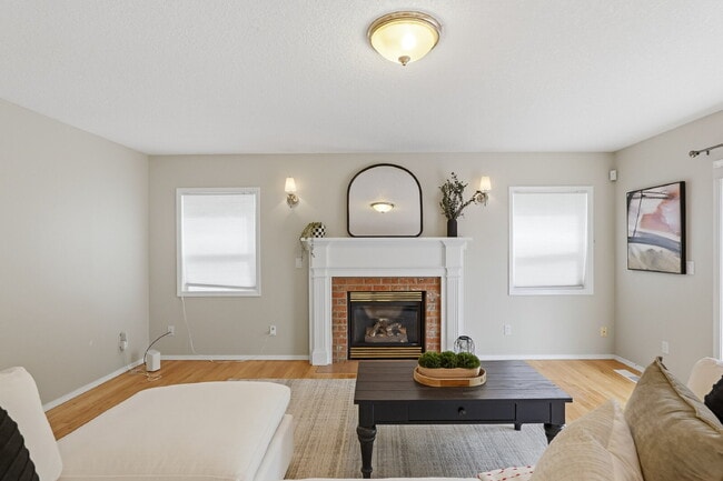 Building Photo - Elegant Executive Home in Desirable Camas – Minutes to SR-14, I-205 & Vancouver