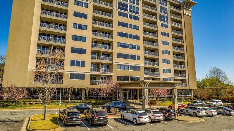 Building Photo - 3700 Cantrell Rd