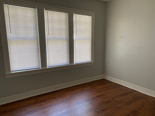 Building Photo - Highland 3BR/1BA by Centenary College