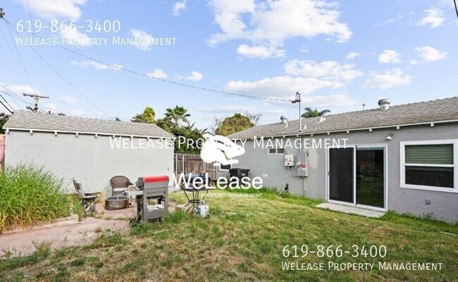 Building Photo - Charming 2-Bedroom Home with Garage & Mode...