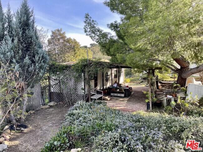 Building Photo - 22500 Monte Vista Dr