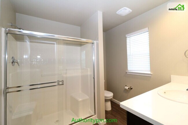 Building Photo - 844 Mission De Oro Dr