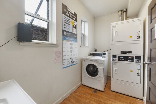 Shared laundry area - Hong Kong Apartments